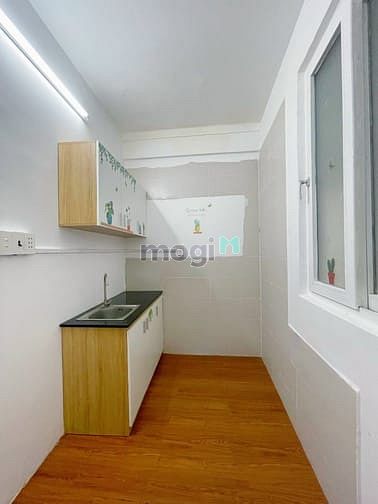 Hình ảnh Chdv STUDIO có ban công + full NT ngay Nguyễn Thông QUẬN 3 siêu rẻ