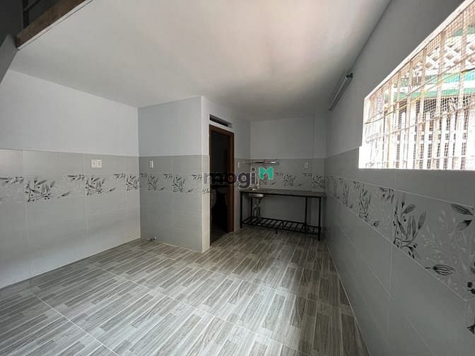 Hình ảnh Cho thuê kiot, phòng trọ, diện tích rộng có gác mới xây.