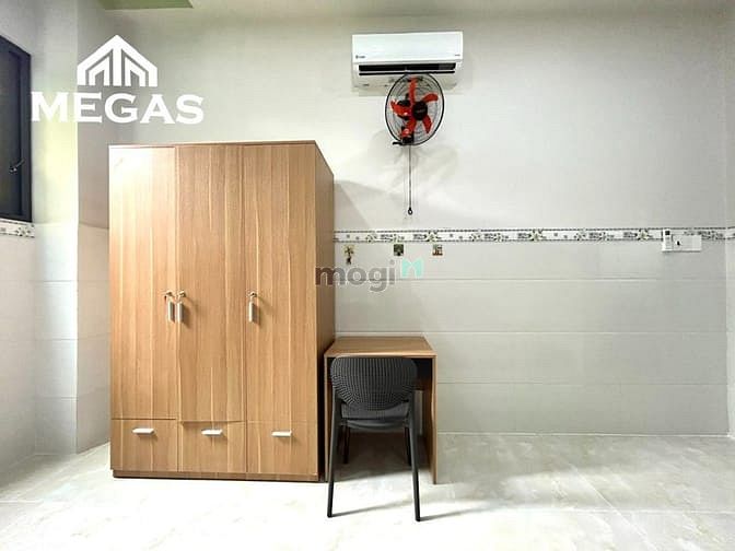 Hình ảnh CHDV Full NT - Ban công tại Lê Văn Việt