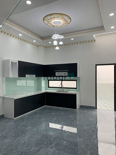Hình ảnh Nhà ngộp giá rẻ , 70m2, 4 tầng , 4PN, 4WC, QL1A,BBH B , Bình Tân