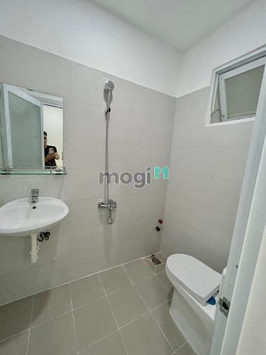 Hình ảnh Căn Hô Studio Cửa Sổ Thoáng Mát gần Chợ Bà Chiểu