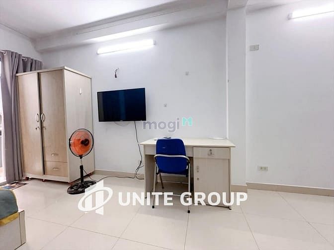 Hình ảnh PHÓ ĐỨC CHÍNH|STUDIO Ban công; gần chợ Bến Thành; an ninh; yên tĩnh