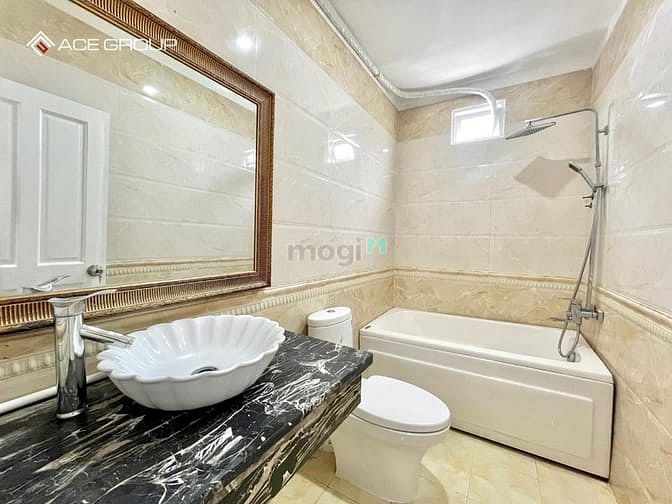 Hình ảnh NGUYỄN CÔNG TRỨ | STUDIO Cửa sổ; view mặt tiền đường; thang máy;hầm xe