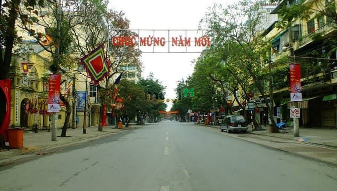 Hình ảnh Cho thuê nhà mặt phố BÀ TRIỆU, 275m2 x 2 tầng, Mặt tiền 9m