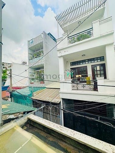 Hình ảnh 60m2 2 tầng hẻm 1 trục ngay Vincom Quang Trung