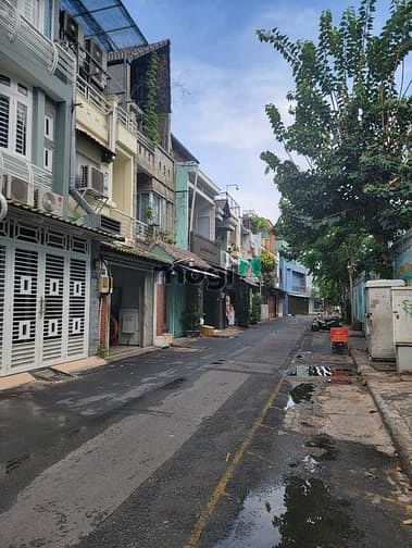 Hình ảnh 60m2 2 tầng hẻm 1 trục ngay Vincom Quang Trung