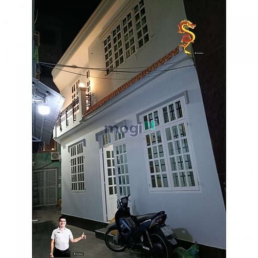 Hình ảnh Cho thuê nhà Lê Trực, P.7, 1 lầu, DTSD 80m2, 1 PK, 1 Bếp, 3PN, 2WC, 12