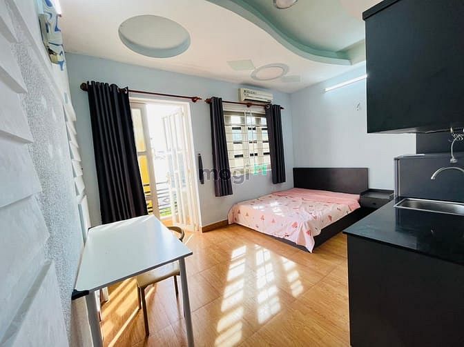 Hình ảnh Studio Full nội thất_cửa sổ lớn_thang máy, hầm xe gần 3 tháng 2 📍