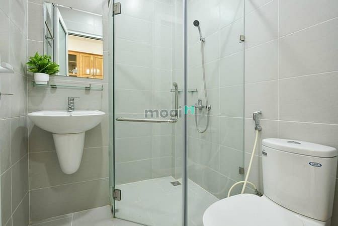 Hình ảnh TRẦN HƯNG ĐẠO - STUDIO Ban công; máy giặt riêng; an ninh; yên tĩnh