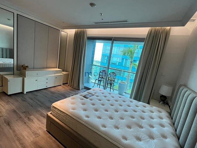 Hình ảnh Cho Thuê Căn Hộ Gold View, Nội Thất Sang 135m2(3PN), View Đẹp, Giá Mềm