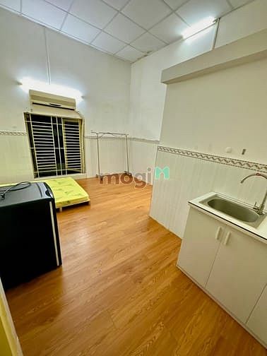 Hình ảnh Cho Thuê Căn Hộ Full Nội Thất ngay Ngã Tư Phan Xích Long