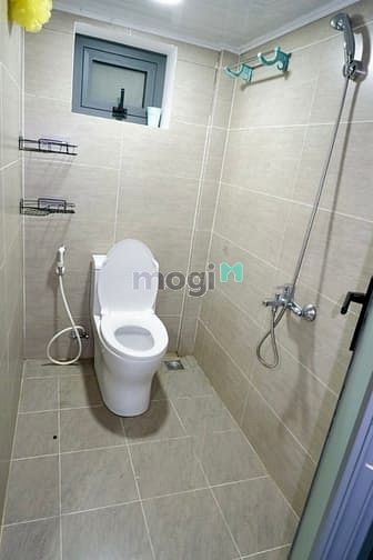 Hình ảnh Cho Thuê Căn Hộ Full Nội Thất ngay Ngã Tư Phan Xích Long