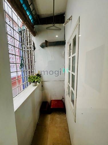 Hình ảnh bán tập thể Lý Nam Đế- Hoàn Kiếm 75m 2 thoáng 2pn full nội thất 3,7tỷ
