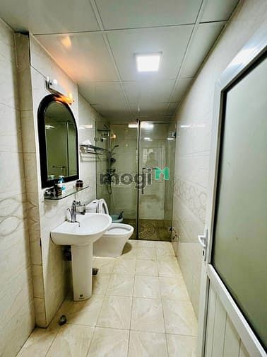 Hình ảnh bán tập thể Lý Nam Đế- Hoàn Kiếm 75m 2 thoáng 2pn full nội thất 3,7tỷ