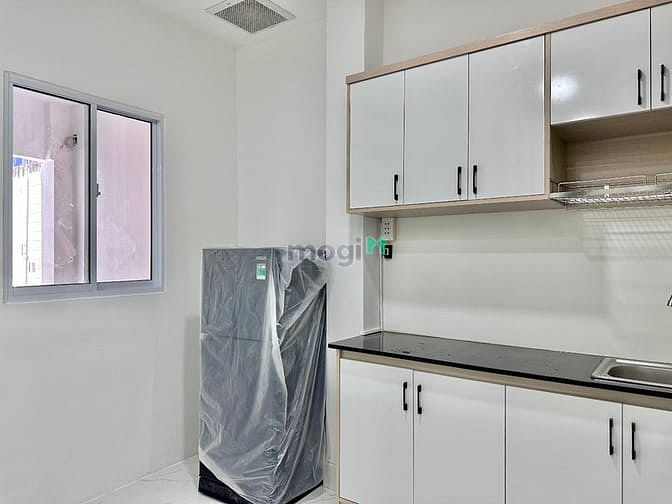 Hình ảnh Studio full nội thất cửa sổ ngay Toà nhà Viettel Quận 10