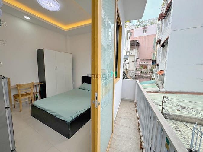 Hình ảnh Mb6623 nạp rút nhanh chóng cho thuê Studio Quận 3 Cửa sổ rộng , ban công thoáng
