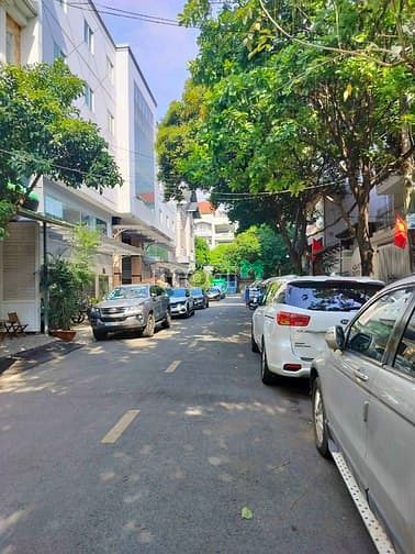 Hình ảnh KHÁCH SẠN 7 TẦNG Thang Máy - DT 200tr/th- 16P- Hoàng Hoa thám-Tân Bình