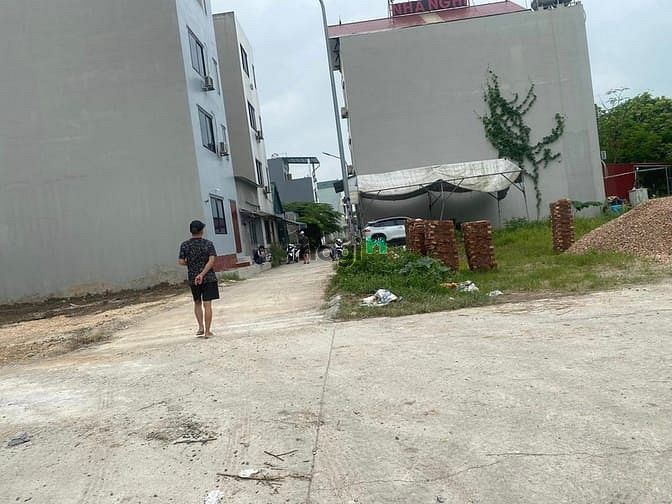 Hình ảnh Cc cần thanh lý gấp lô đất 86.27m2, 2.x tỷ, tk4, đất đấu giá đạo