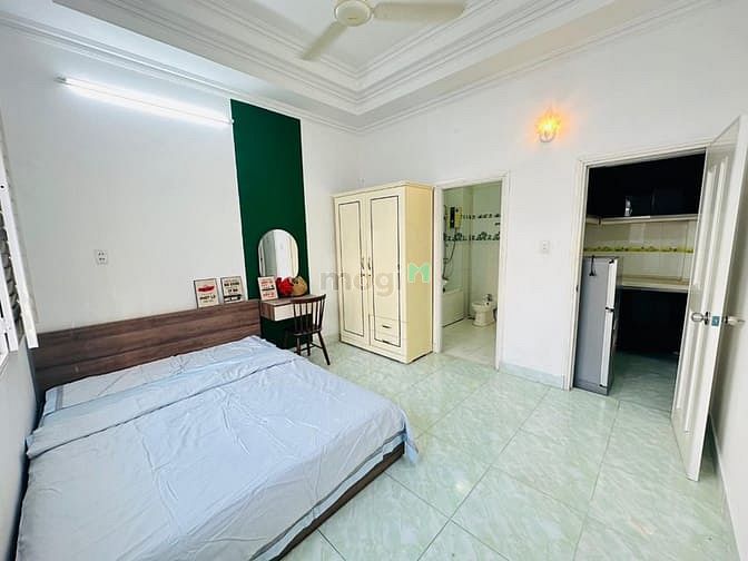 Hình ảnh Studio Full Nội Thất + Tách Bếp + Bồn Tắm Quận 3