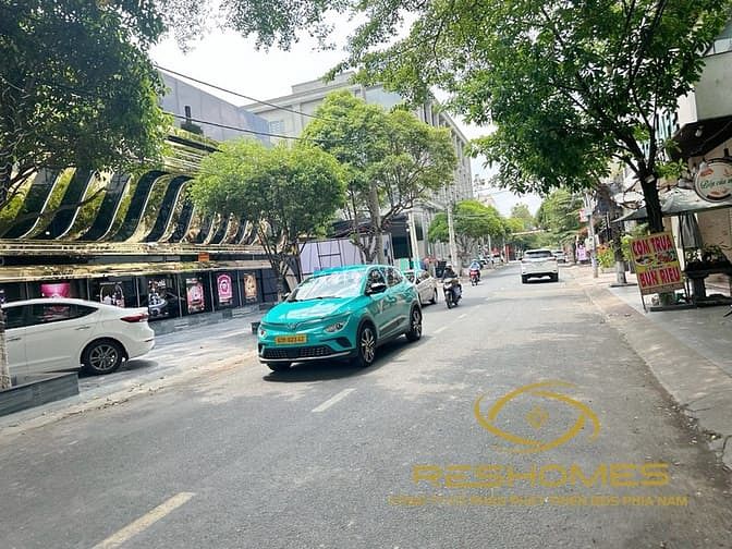 Hình ảnh BÁN lô đất 1 sẹc Võ Thị Sáu đường thông rộng khu D2D