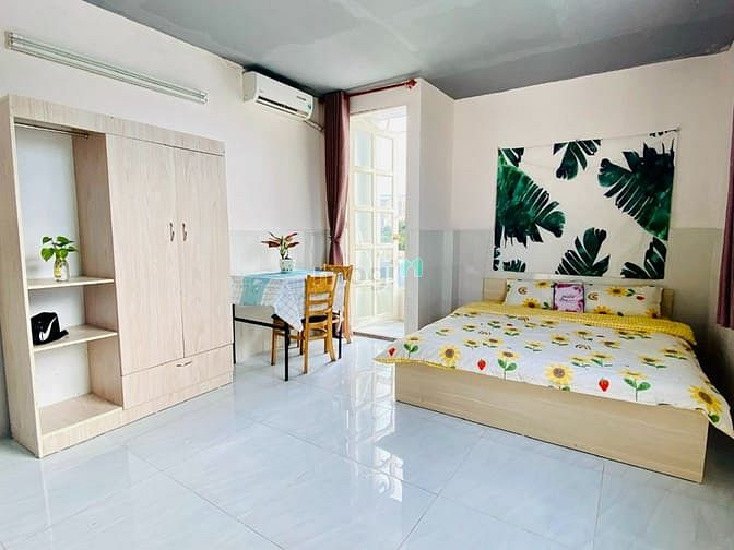 Hình ảnh Studio ban công view xinh đầy đủ nội thất ở Nguyễn Trãi Quận 1