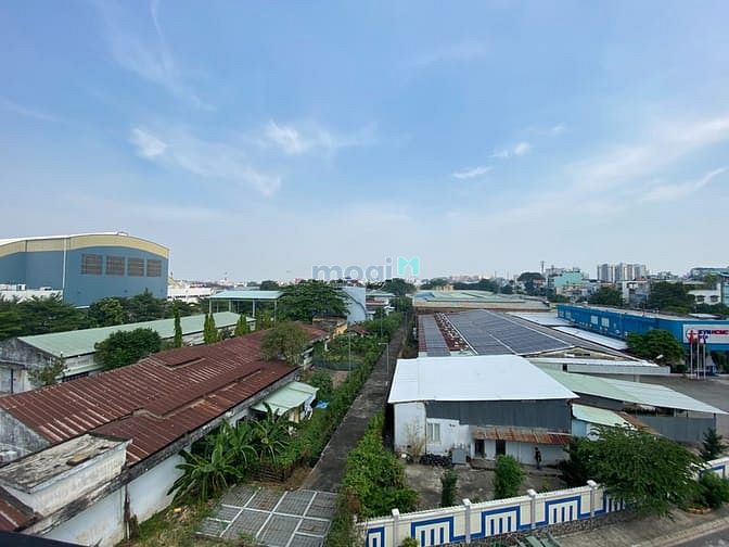 Hình ảnh CHDV Ban Công_Ngay sân bay Tân Sơn Nhất_Tân Bình