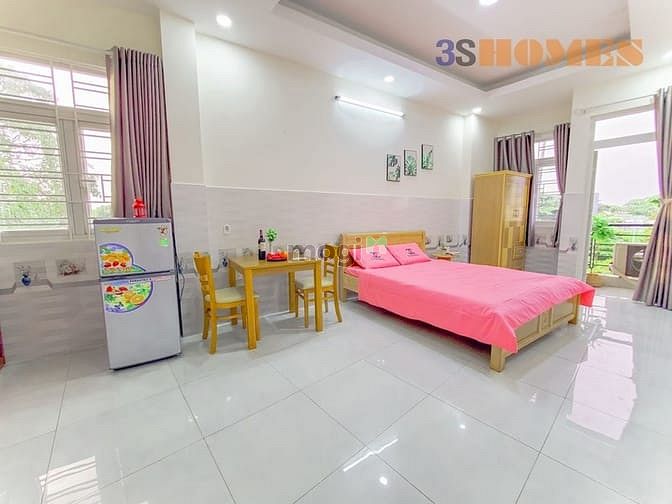 Hình ảnh CHDV Ban Công_Ngay sân bay Tân Sơn Nhất_Tân Bình