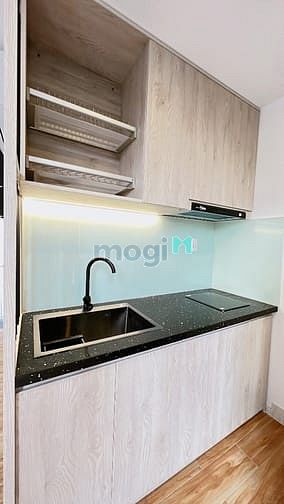 Hình ảnh Cho Thuê Căn Hộ Q1 Ban Công Giá Hợp Lý thoáng mát