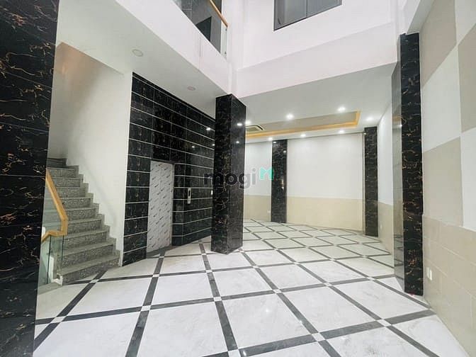 Hình ảnh Bán Toà Nhà Siêu Khan Hiếm MT 8m - Tân Bình