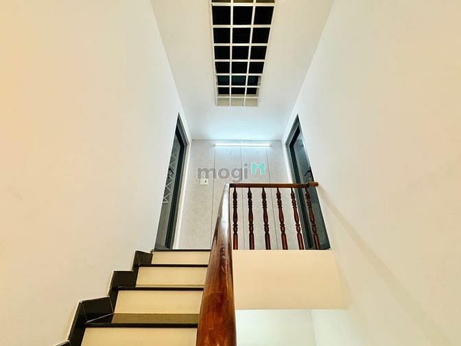Hình ảnh Siêu phẩm đẹp lung linh Dt 52,6m2, hẻm thông Phạm Văn Chiêu p14 Gò Vấp