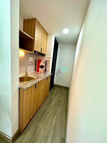 Hình ảnh Trống Sẵn Căn Hộ Nội Thất Mới Có Cửa Sổ Lớn Thoáng Mát Q.Tân Bình