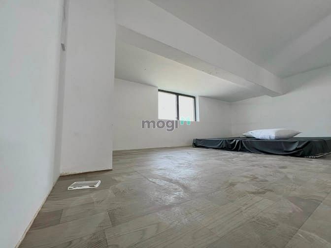Hình ảnh Cho Thuê Căn Hộ Có Gác Siêu Rộng 35m2 Full Nội Thất Sát Ngay Văn Lang