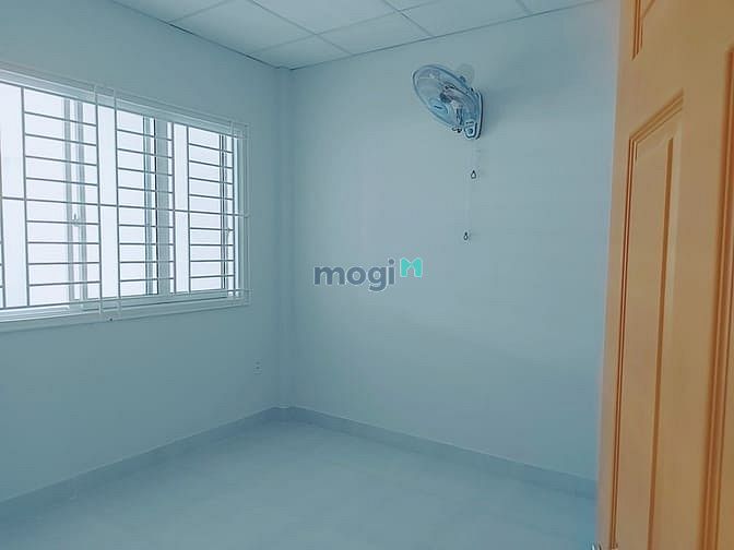 Hình ảnh Bán gấp nhà Bình hưng hòa B Bình Tân vị trí đẹp