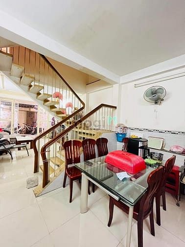 Hình ảnh Biệt thự sát MT ĐHT 40 ngang 9,2 dài 14 đẹp thoáng 11 tỷ