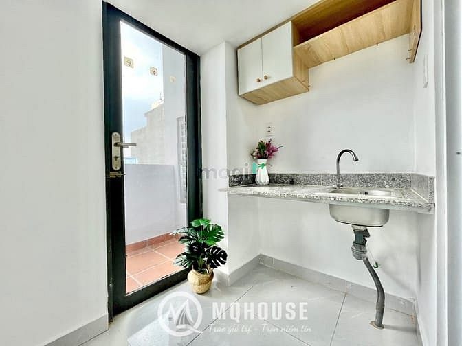 Hình ảnh Duplex ban công, cửa sổ trời full NT, ngay LBB gần ĐH Văn Hiến