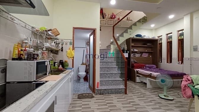Hình ảnh Ngang gần 6m hoàn công đủ. Tùng Thiện Vương - 35m2. Giá 5.1 tỷ Tl