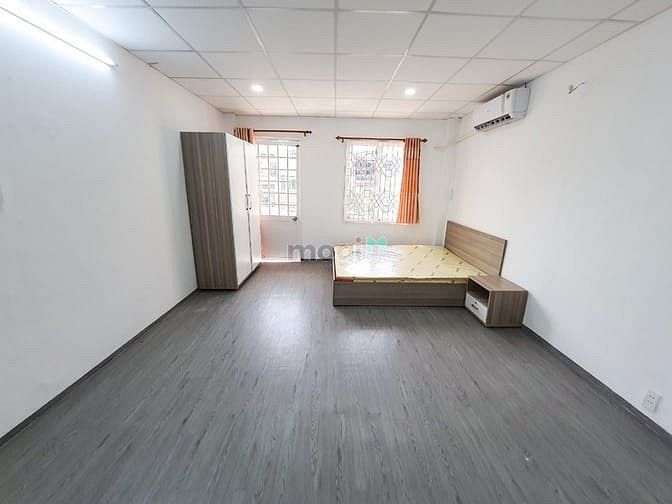 Hình ảnh Mb6623 nạp rút nhanh chóng mini cao cấp với ban công siêu lớn ở Chu Văn An, Bình Thạnh