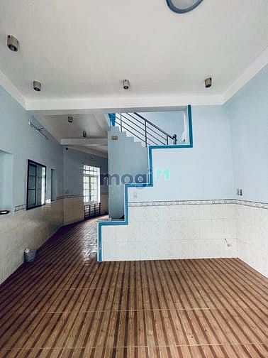 Hình ảnh Bán Nhà Ngay Chợ Hốc Môn - 85m2 - 2 Tầng - HXH. CHỈ 3,9 Tỷ.