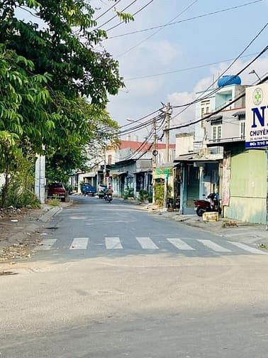 Hình ảnh bán gấp lô đất 120m2 giá 1 tỷ 650 mặt tiền chợ thới tam thôn hocmon