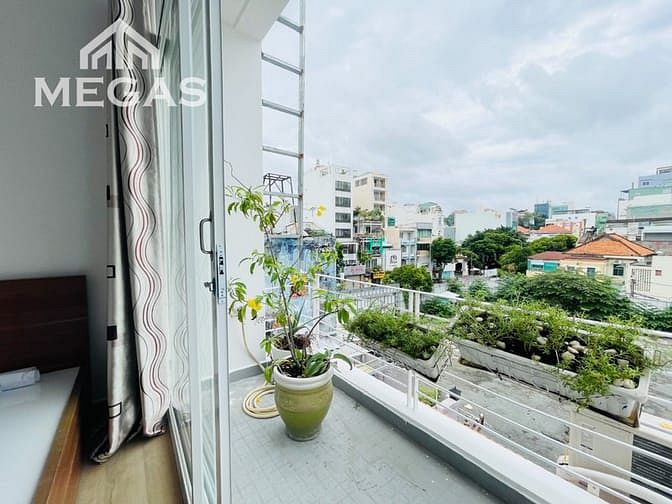 Hình ảnh Căn Hộ Cao Cấp Gần Vạn Hạnh Mall FULL NỘI THẤT - BANCOL/CỬA SỔ