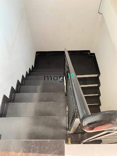 Hình ảnh Nhà Hẻm Chợ Rạch Ông f2 Q8 Buôn Bán Sầm Uất 40m2, 3Tầng 3Pn Nhỉnh 5 tỷ
