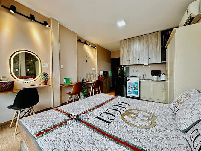 Hình ảnh Cho Thuê Căn Hộ Dịch Vụ Studio Cửa Sổ gần trường Đại học Văn Lang