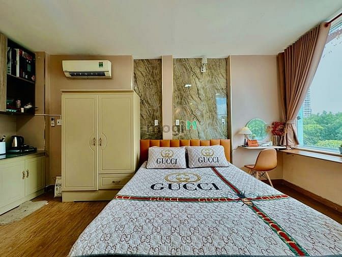 Hình ảnh Cho Thuê Căn Hộ Dịch Vụ Studio Cửa Sổ gần trường Đại học Văn Lang