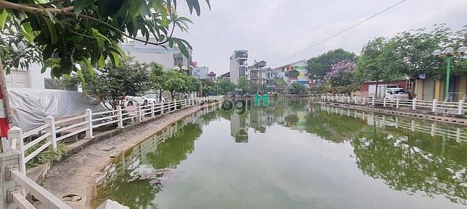 Hình ảnh BÁN ĐẤT THỔ CƯ ĐẸP HIẾM gần hồ tại phúc lợi long biên