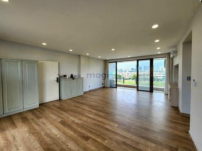Hình ảnh Cho Trang Chủ MB66.COM / Đăng Ký Tặng 66K Panorama, trung tâm Phú Mỹ Hưng 121m2 3PN căn góc view đẹp