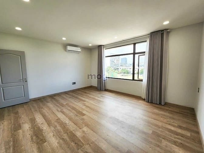 Hình ảnh Cho Trang Chủ MB66.COM / Đăng Ký Tặng 66K Panorama, trung tâm Phú Mỹ Hưng 121m2 3PN căn góc view đẹp