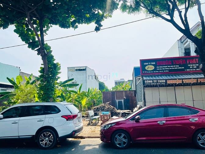 Hình ảnh Bán lô đất đẹp đường 10m5 Đô Đốc Lân