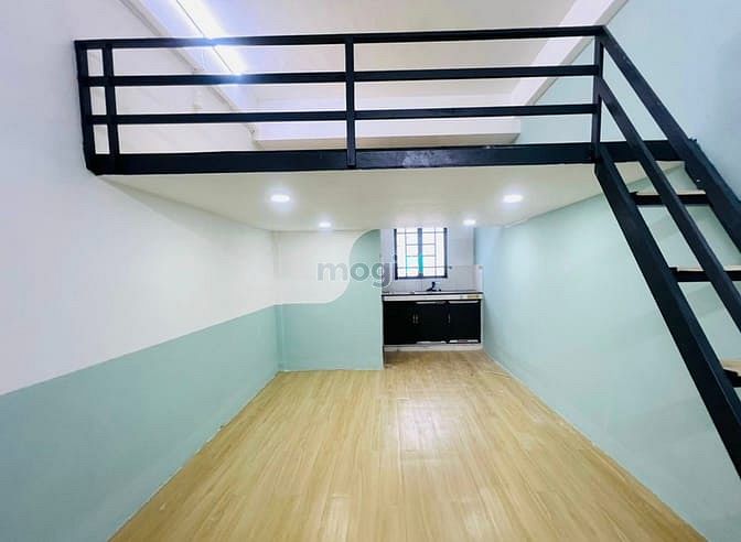 Hình ảnh Cho thuê Duplex full nội thất ngay Ga Sài Gòn có cửa sổ