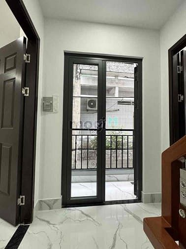 Hình ảnh Cho thuê nhàMỚI HẺM XE HƠI 3 lầu st Bà Hạt Quận 10