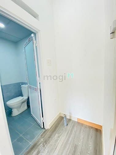 Hình ảnh Duplex ban công thoáng mát trống sẵn tại P17 Gò Vấp